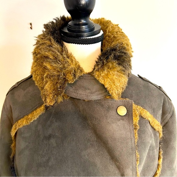 RARE Vintage NESS Chocolate Faux Fur Velvet Women's Coat Size Large - Picture 15 of 15